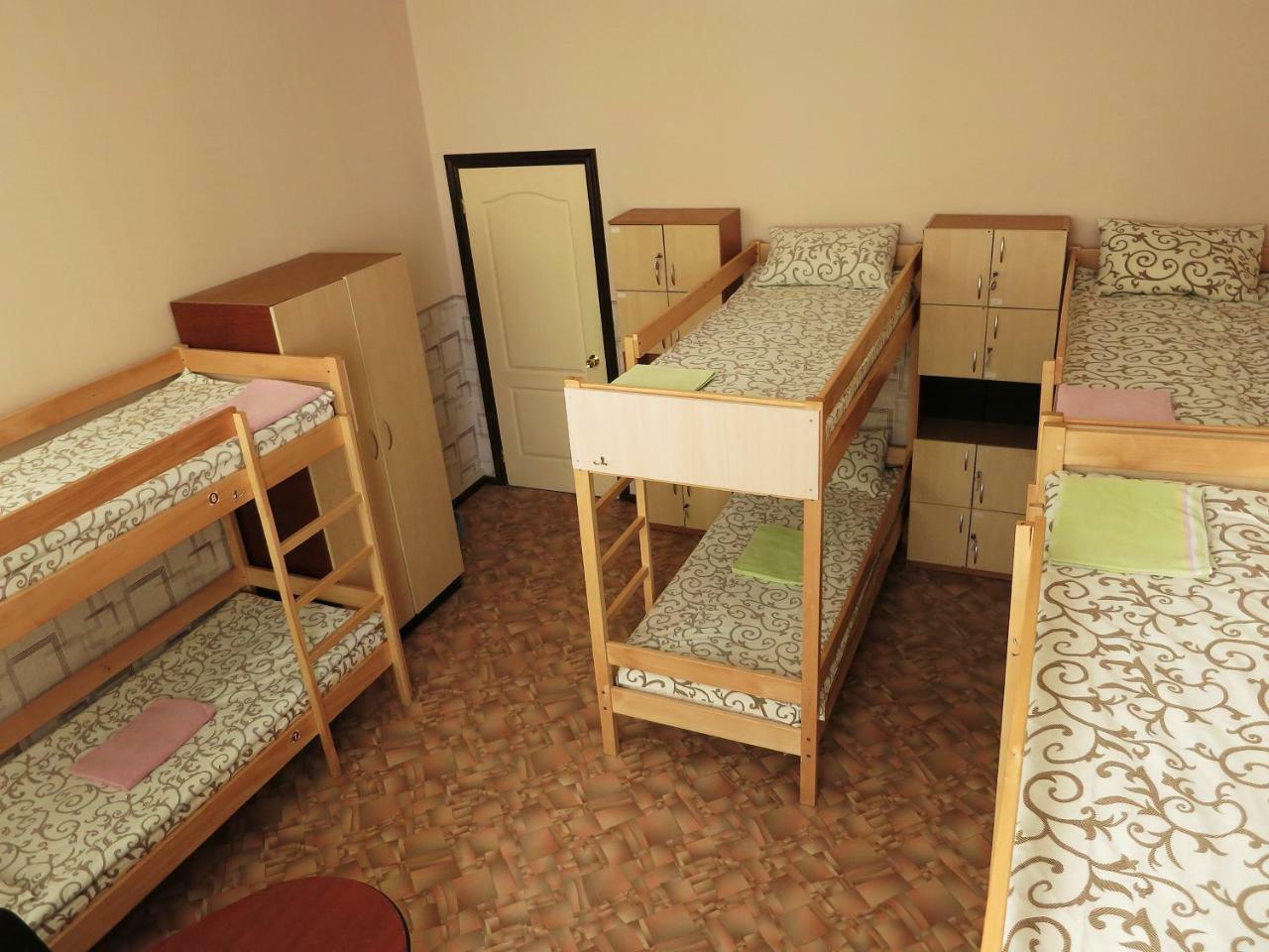 Hostel Delil Kiev Esterno foto